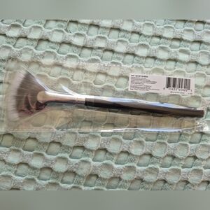 Morphe (M497) Duo Soft Fan Brush